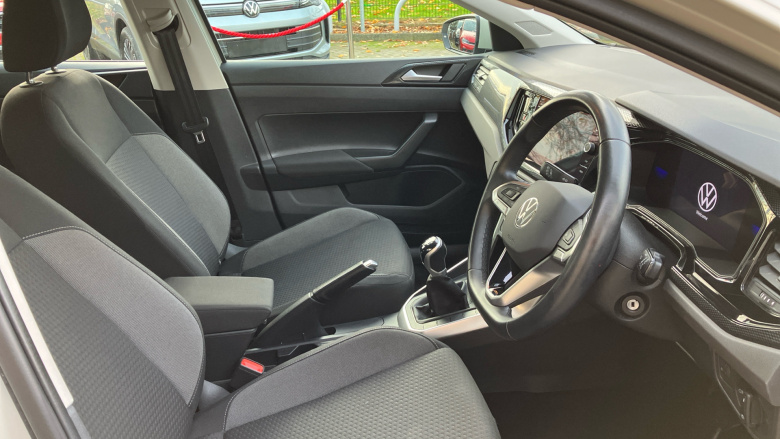 Volkswagen Polo 1.0 Life 5dr Petrol Hatchback